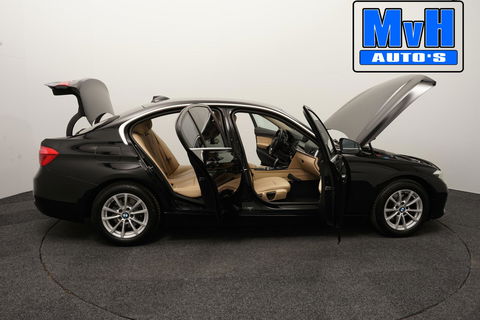 BMW 3 Serie 320i Centennial High Executive|LEER|LED|ORG.NL