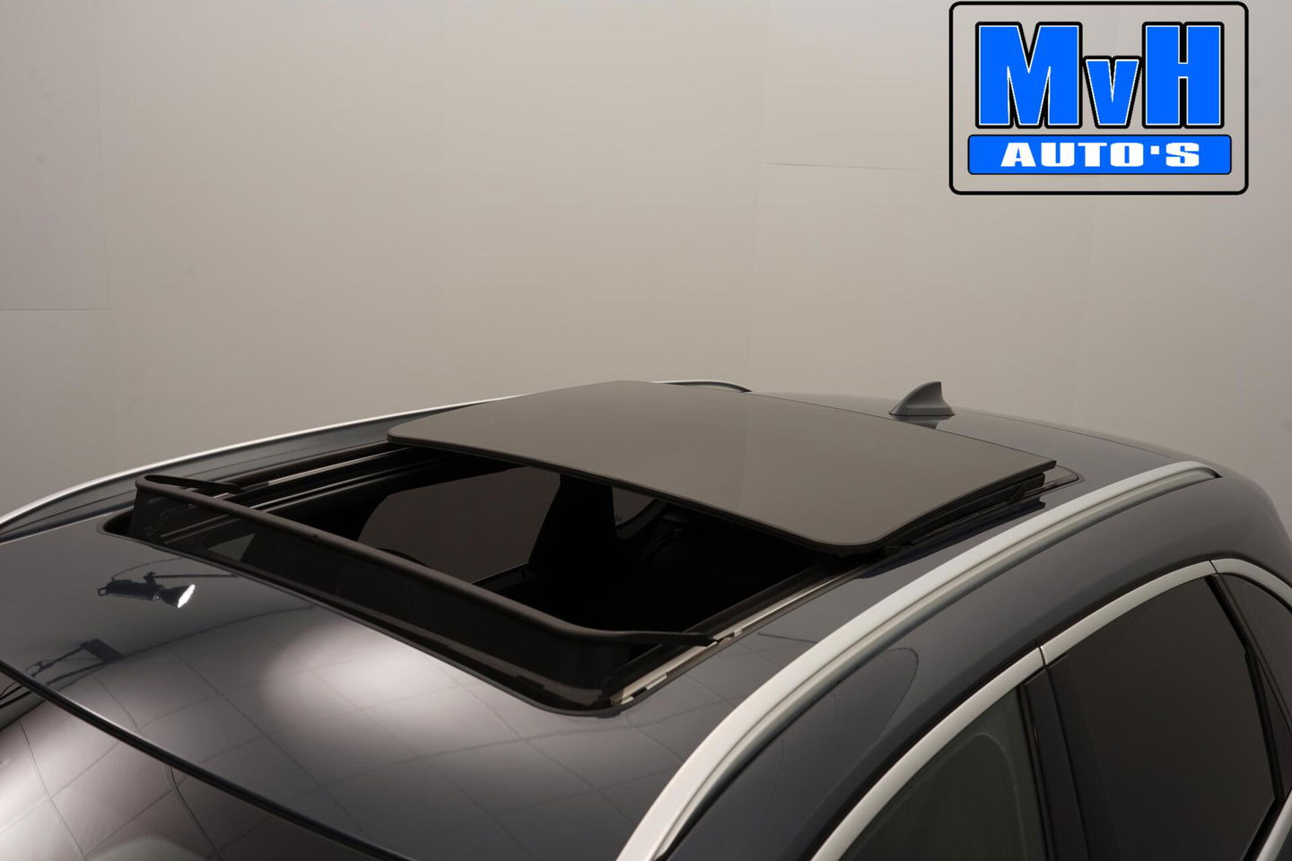 BMW 2 Serie Active Tourer 225xe Centennial High Executive|PANO