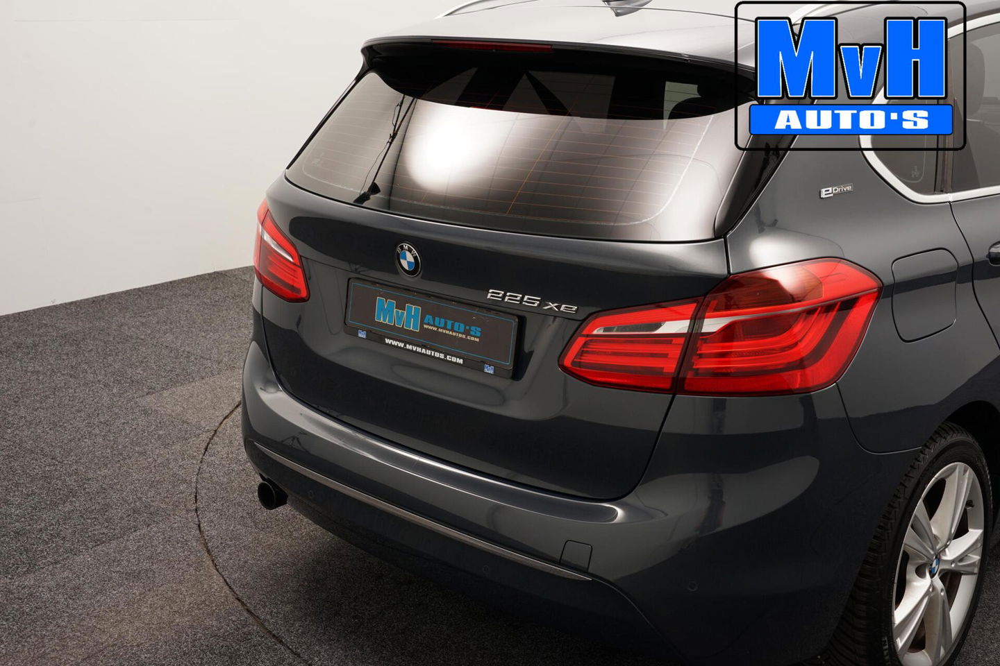 BMW 2 Serie Active Tourer 225xe Centennial High Executive|PANO