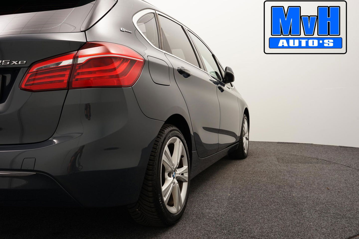 BMW 2 Serie Active Tourer 225xe Centennial High Executive|PANO