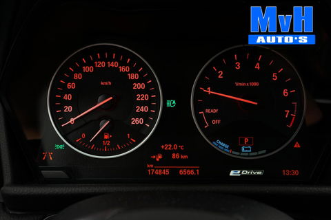 BMW 2 Serie Active Tourer 225xe Centennial High Executive|PANO
