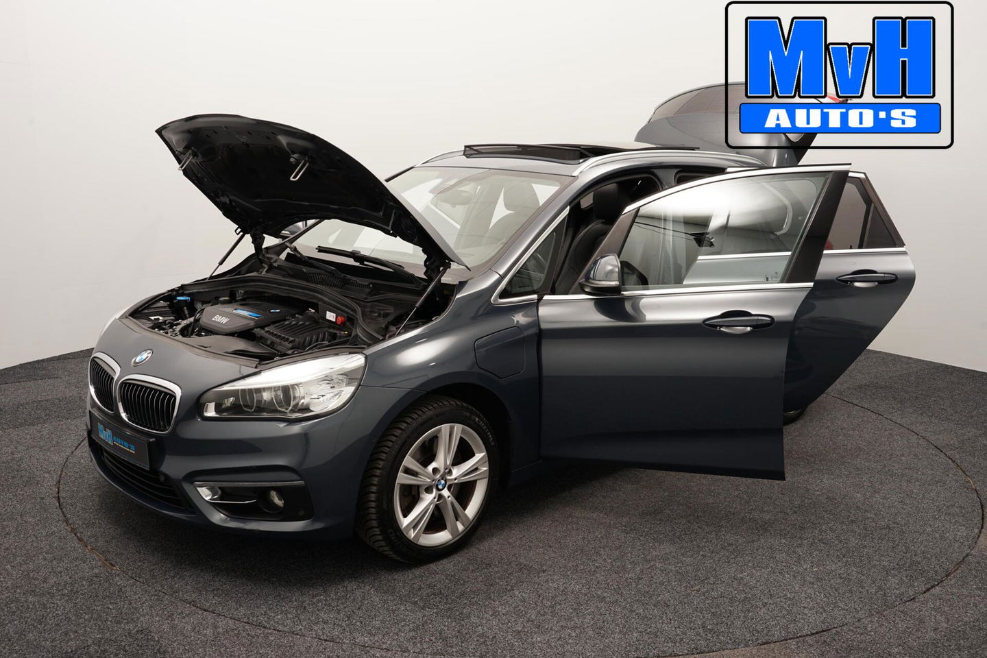 BMW 2 Serie Active Tourer 225xe Centennial High Executive|PANO
