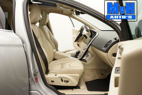 Volvo XC60 2.0 D4 FWD Summum|LUXE!|PANO|XENON|TREKH|CAMERA