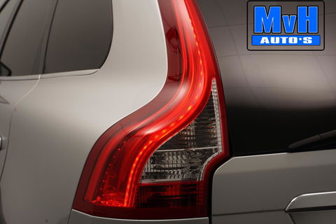 Volvo XC60 2.0 D4 FWD Summum|LUXE!|PANO|XENON|TREKH|CAMERA