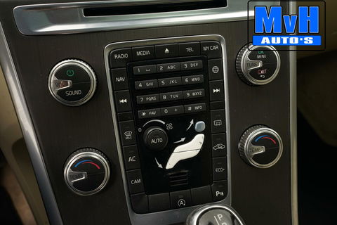 Volvo XC60 2.0 D4 FWD Summum|LUXE!|PANO|XENON|TREKH|CAMERA
