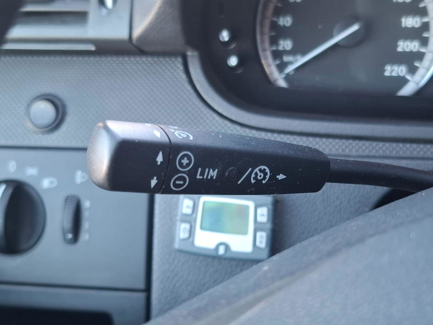 Mercedes-Benz Vito 113 CDI 320 Lang L2H2 / CRUISE CONTROLE / AIRCO / TREKHAAK /  PERFECT VOOR CAMPER