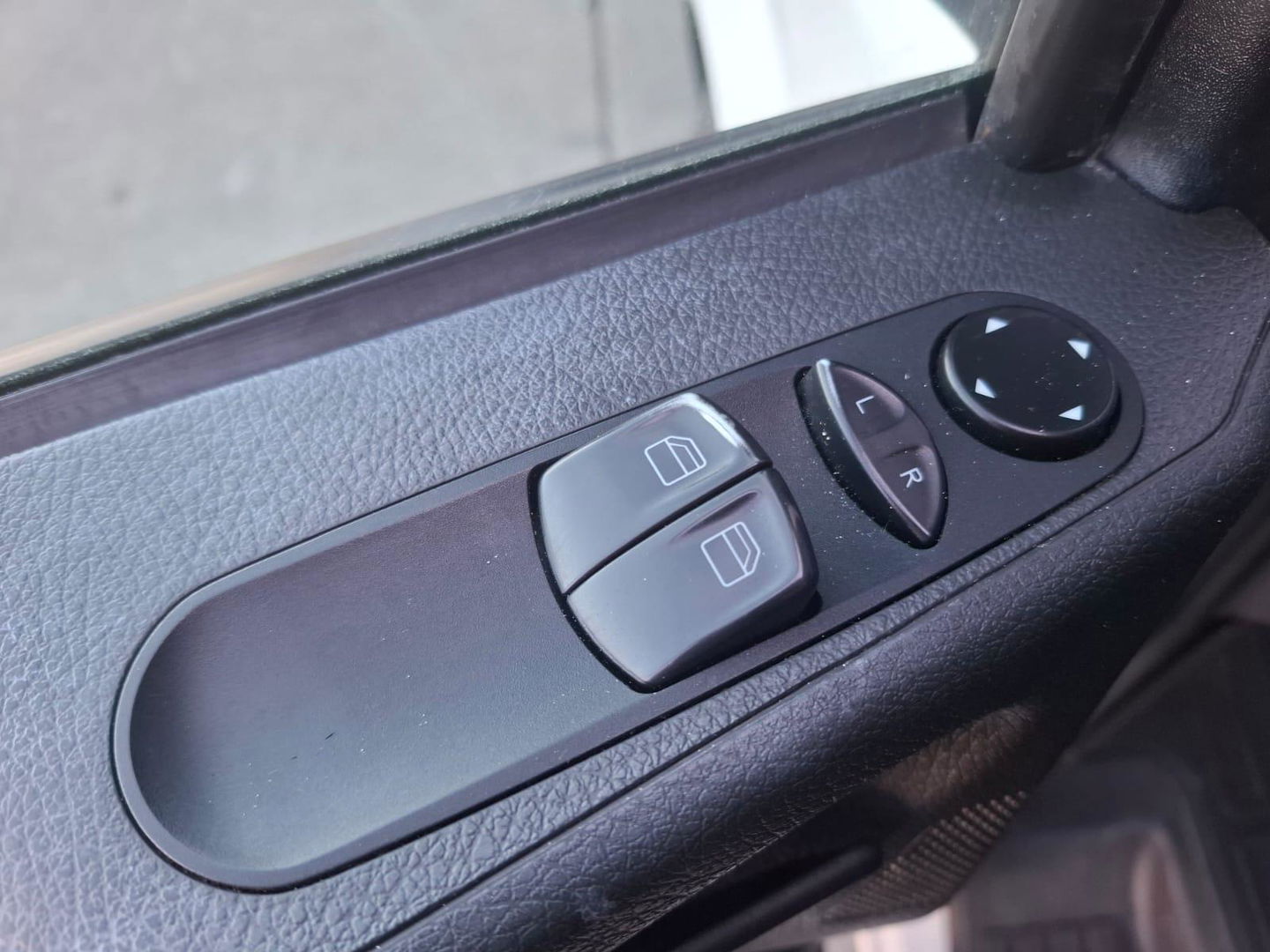 Mercedes-Benz Vito 113 CDI 320 Lang L2H2 / CRUISE CONTROLE / AIRCO / TREKHAAK /  PERFECT VOOR CAMPER
