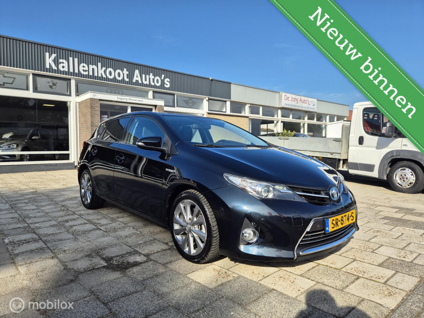 Toyota Auris 1.8 Hybrid Executive, Navi, Camera, Clima, 17''
