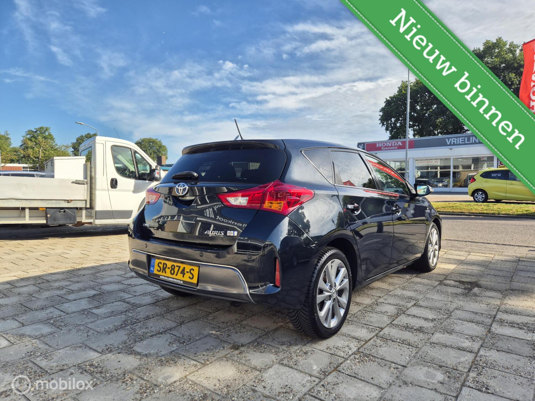 Toyota Auris 1.8 Hybrid Executive, Navi, Camera, Clima, 17''