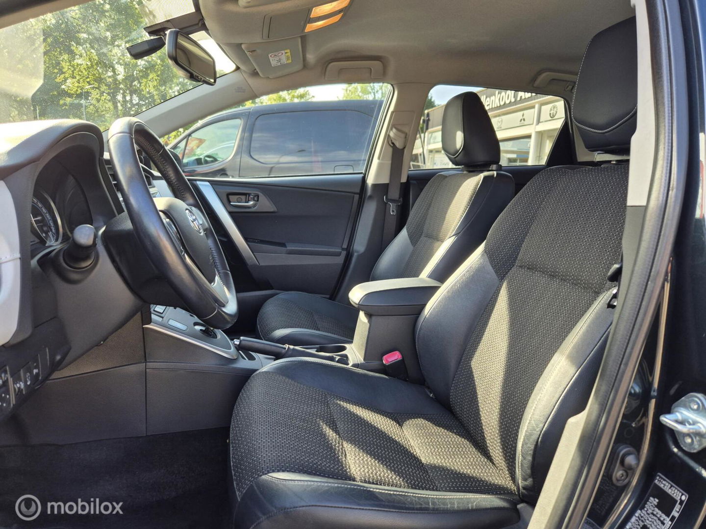 Toyota Auris 1.8 Hybrid Executive, Navi, Camera, Clima, 17''