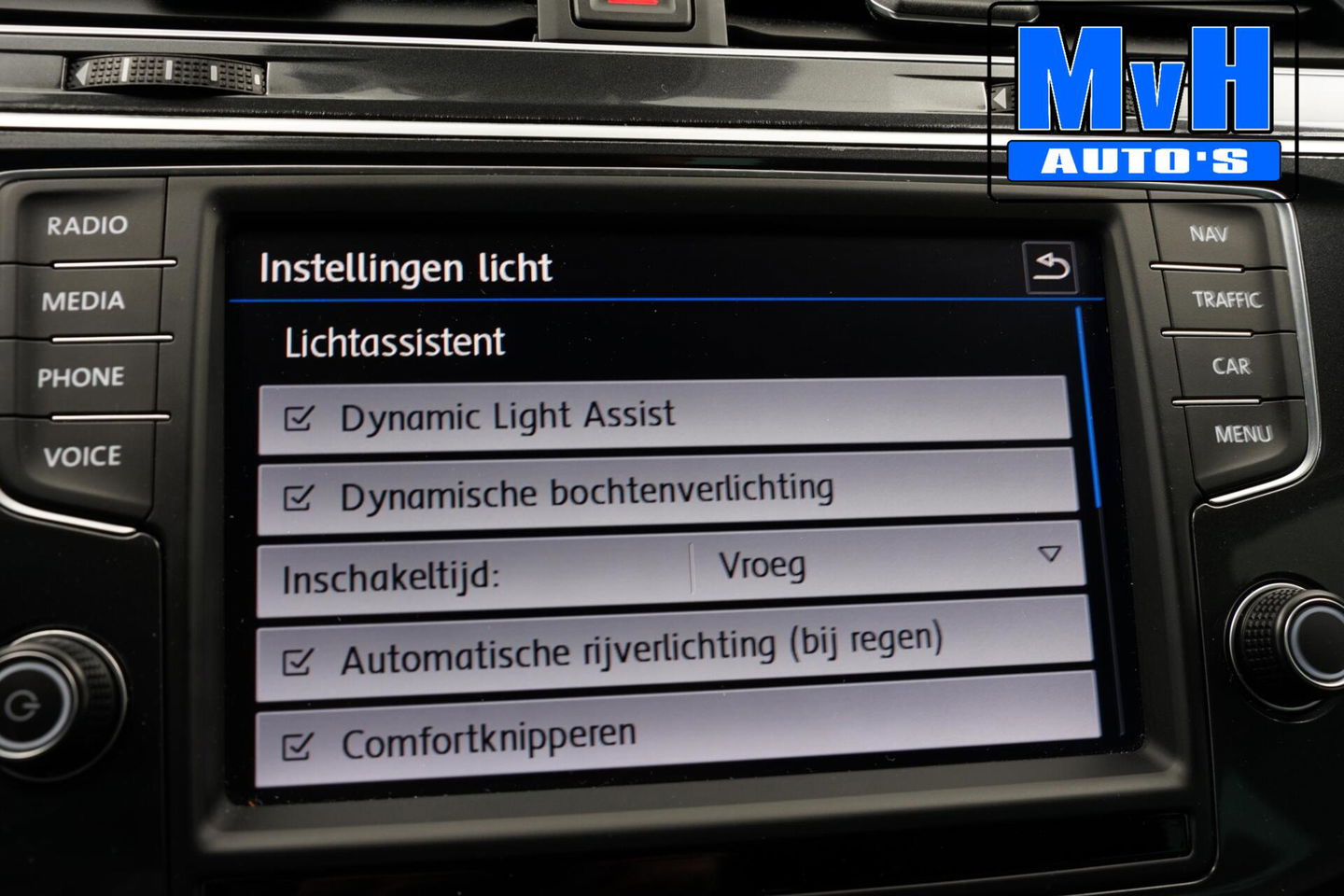 Volkswagen Tiguan 1.4 TSI ACT R-Line|180PK|PANO|VIRTUAL|CAMERA