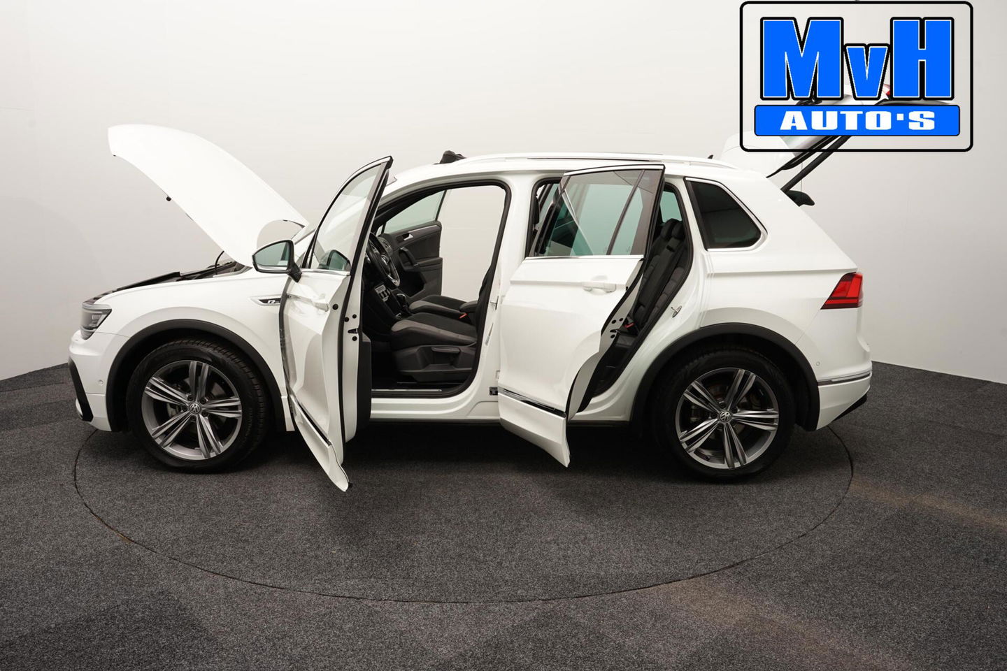 Volkswagen Tiguan 1.4 TSI ACT R-Line|180PK|PANO|VIRTUAL|CAMERA