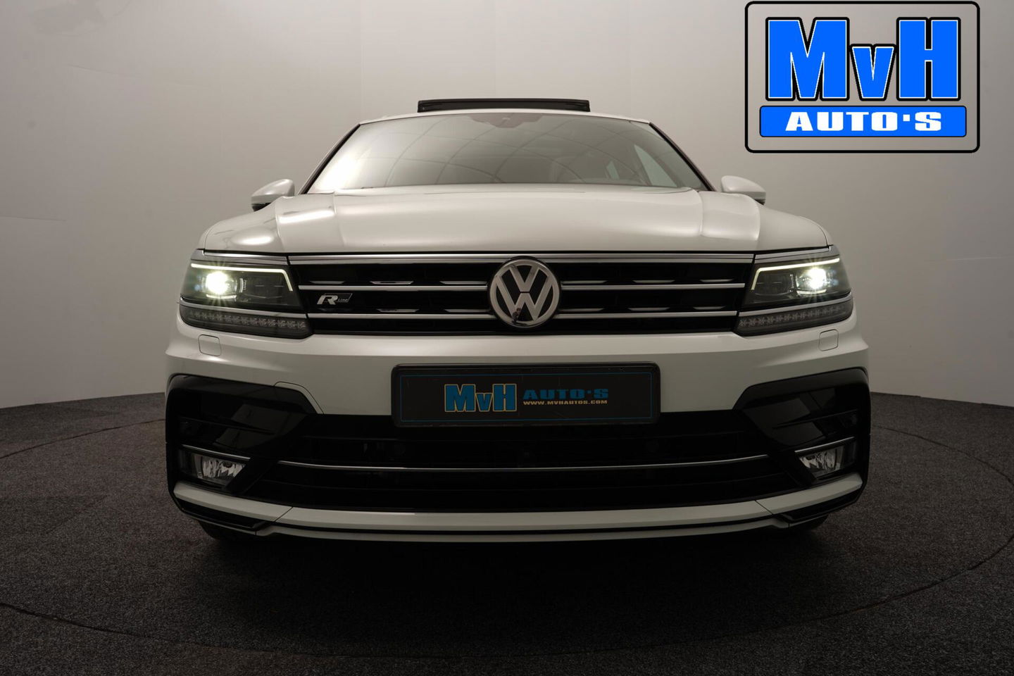 Volkswagen Tiguan 1.4 TSI ACT R-Line|180PK|PANO|VIRTUAL|CAMERA