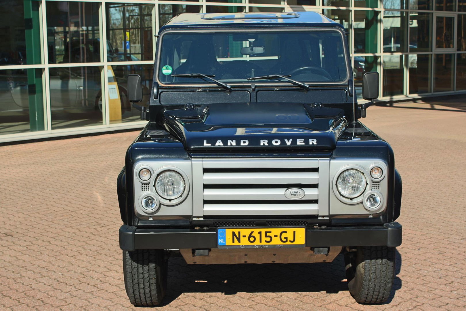 Land Rover Defender 2.4 TD 90 SW SVX 60th Anniversary „De Uiver” Special incl. Full Opties