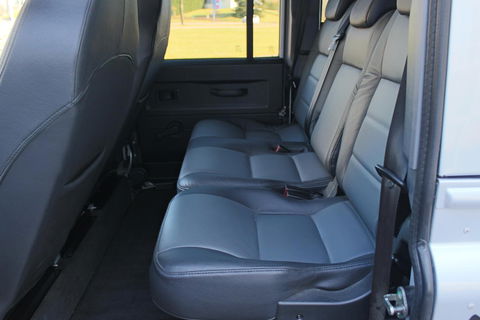 Land Rover Defender De Uiver Special 2.2 D SW 110" Eastnor De Uiver Special 7-seater