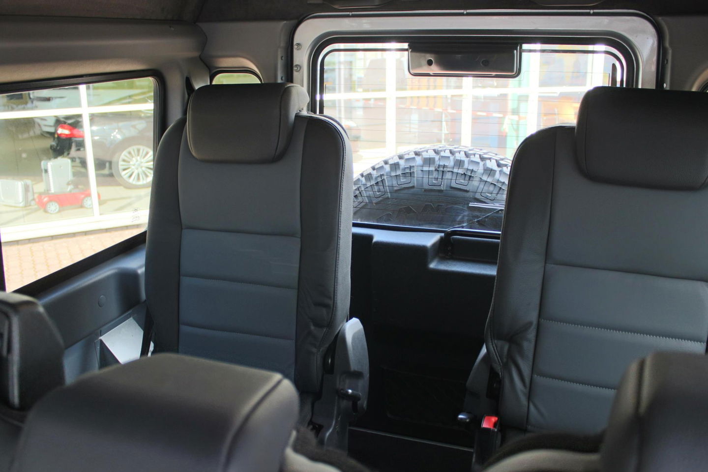 Land Rover Defender De Uiver Special 2.2 D SW 110" Eastnor De Uiver Special 7-seater