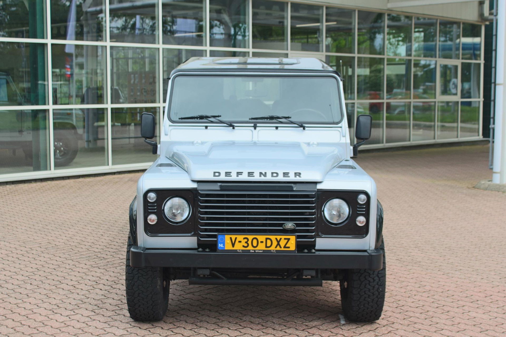 Land Rover Defender De Uiver Special 2.2 D SW 110" Eastnor De Uiver Special 7-seater
