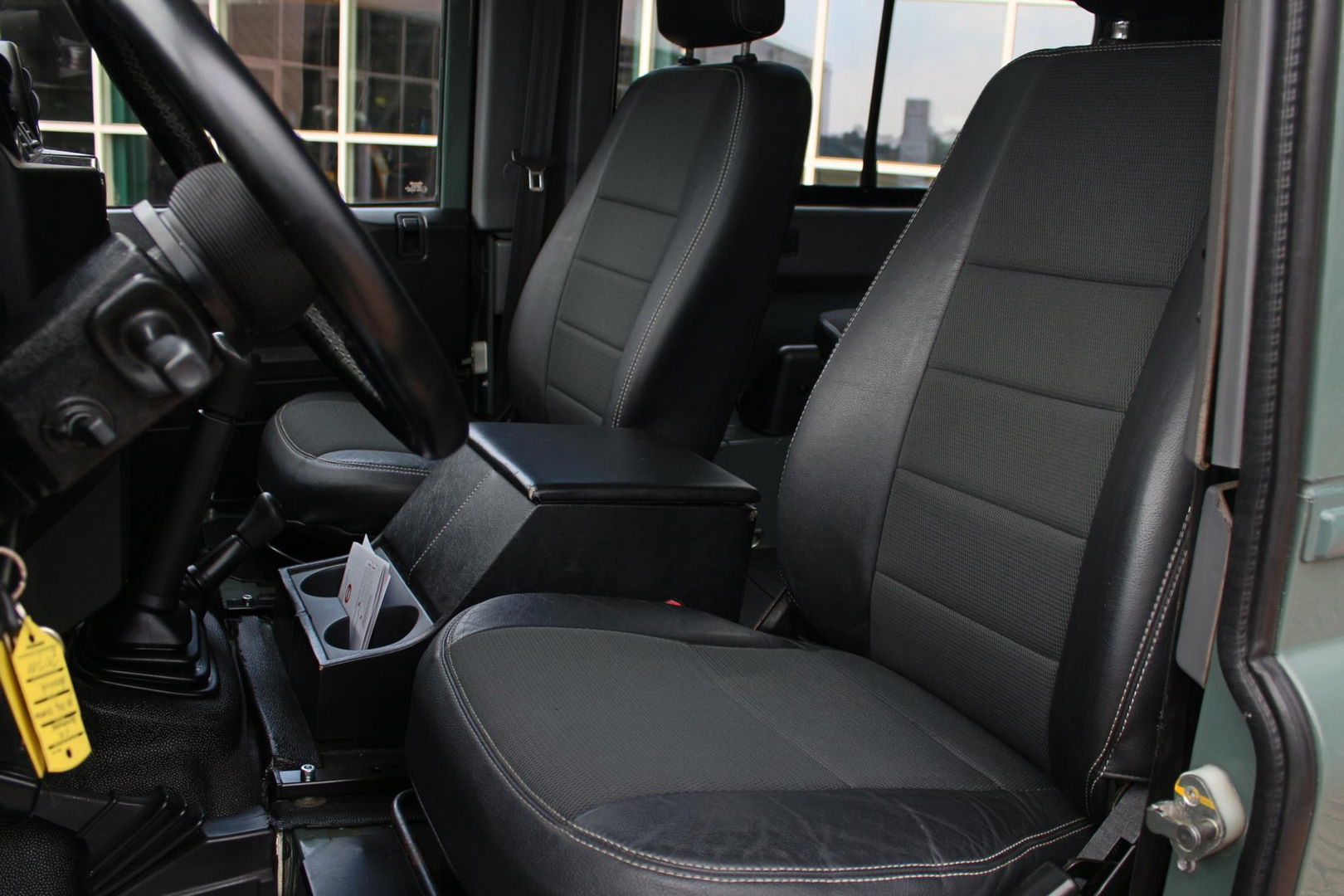 Land Rover Defender 2.4 TD 90 SW De Uiver Special + Airconditioning incl. Full Opties