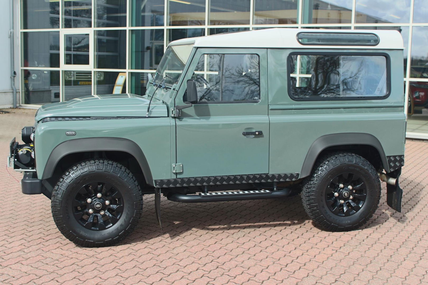 Land Rover Defender 2.4 TD 90 SW De Uiver Special + Airconditioning incl. Full Opties