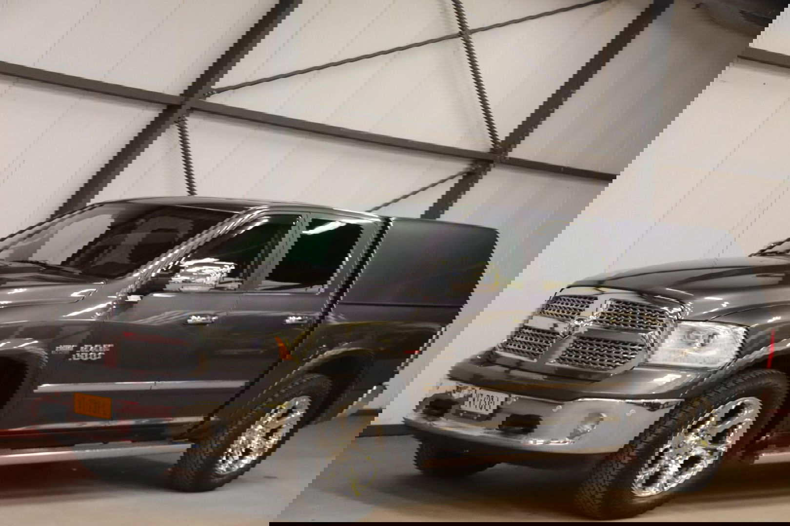 Dodge Ram Pick-Up 1500 5.7 V8 crew cab 6.4 MET LPG INSTALLATIE