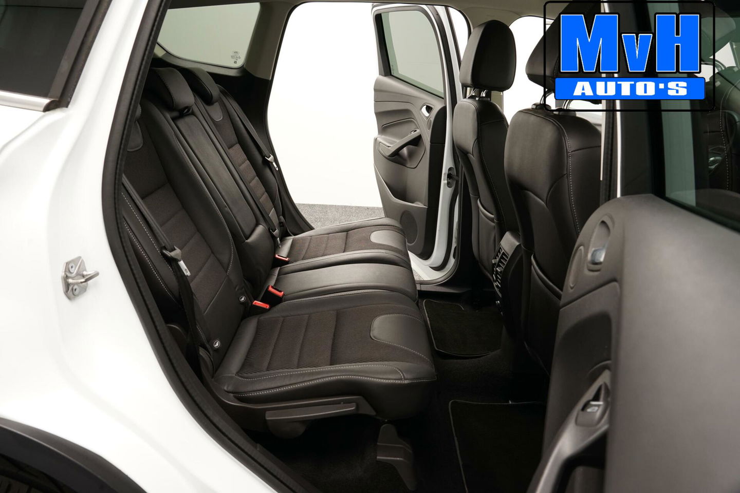 Ford Kuga 1.6 Titanium|TREKH|STOELVERW|CAMERA|CRUISE|NAP|DAB