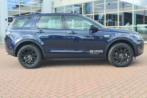 Land Rover Discovery Sport 2.0 eD4 E-Capability 150pk 2WD 5p. Pure LAND ROVER Discovery Sport 2.0 eD4 E-Capability 150pk 2WD 5p. Pure