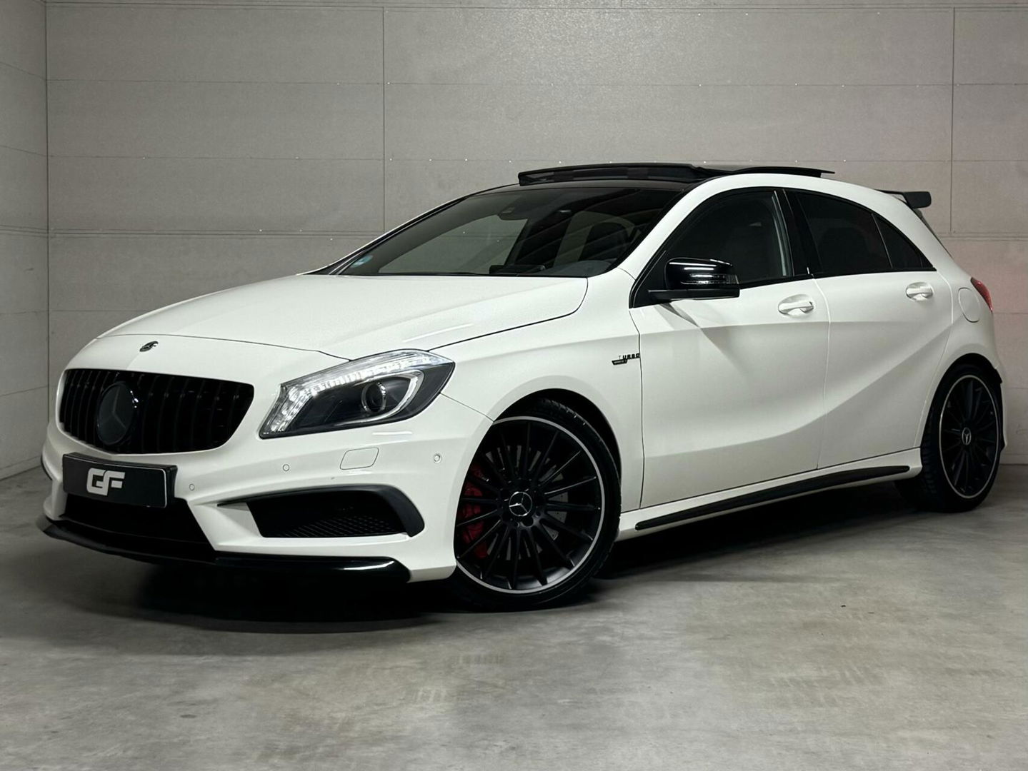 Mercedes-Benz A-Klasse AMG 45 4MATIC Pano RECARO Seats H/K Camera