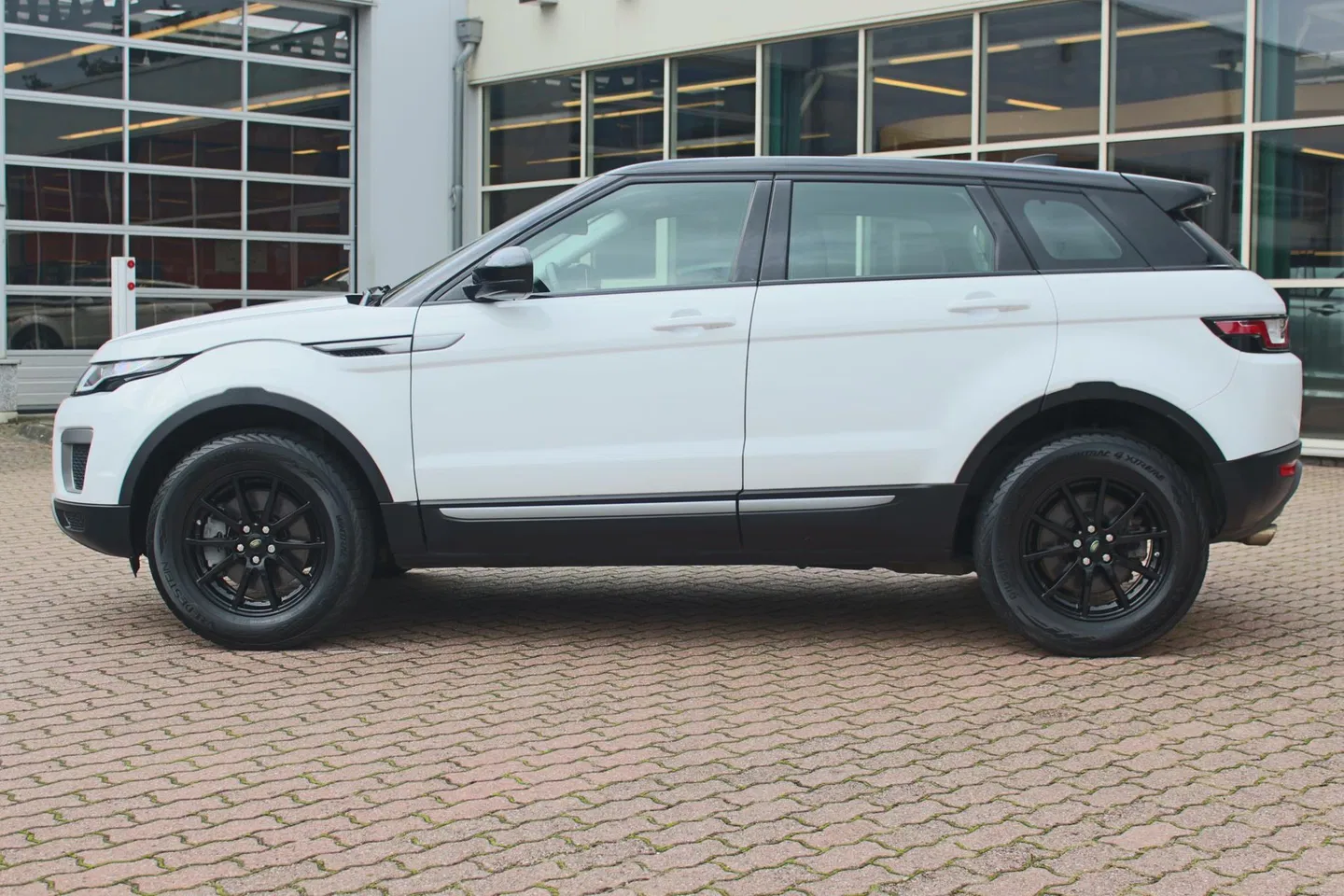 Land Rover Range Rover Evoque 2.0 TD4 Urban Series