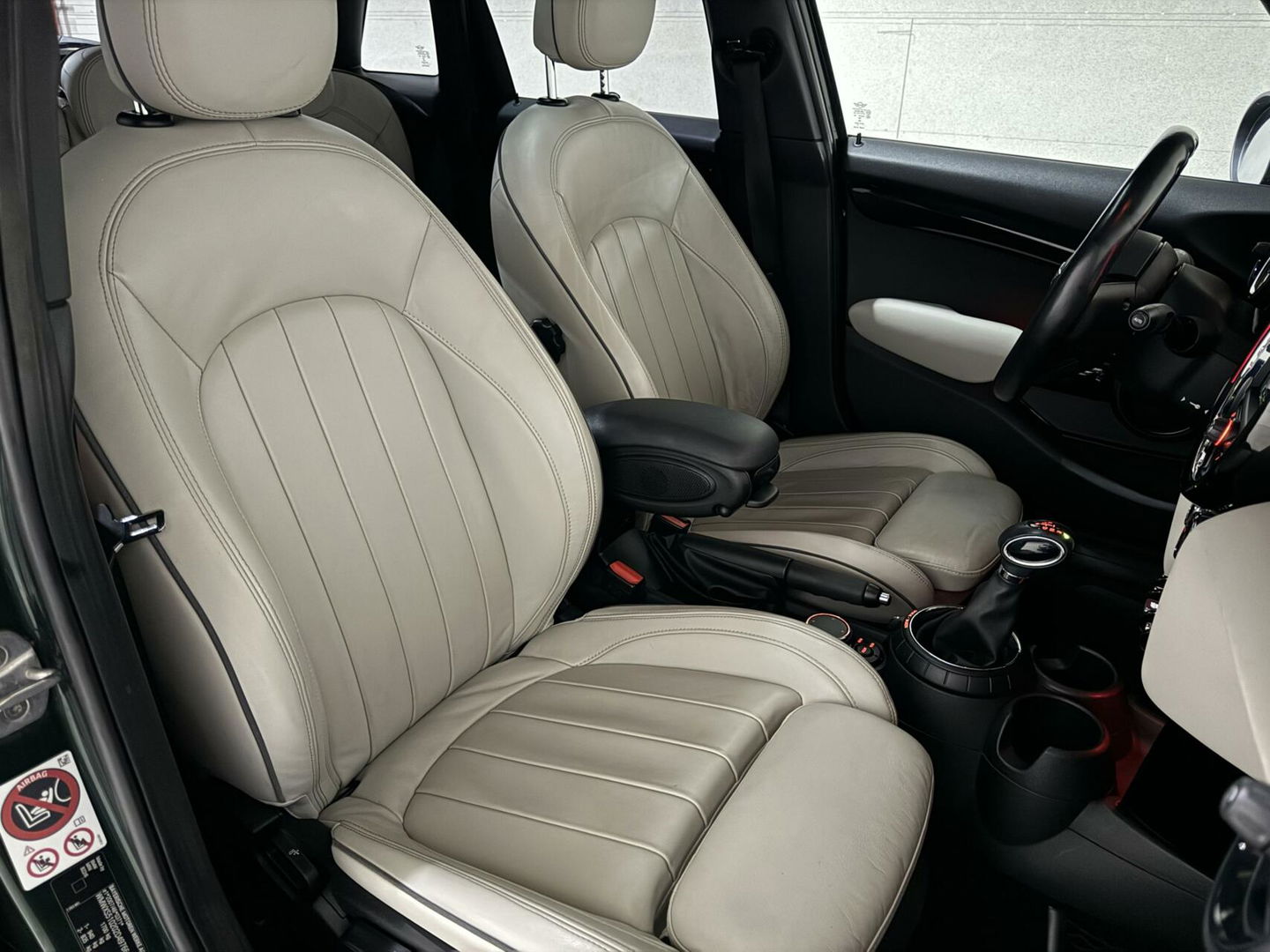 MINI Cooper Mini 1.5 Chili Pano Cruise Navi Leer Sfeer NAP
