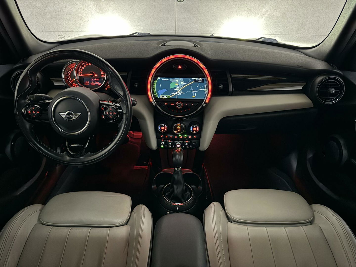 MINI Cooper Mini 1.5 Chili Pano Cruise Navi Leer Sfeer NAP
