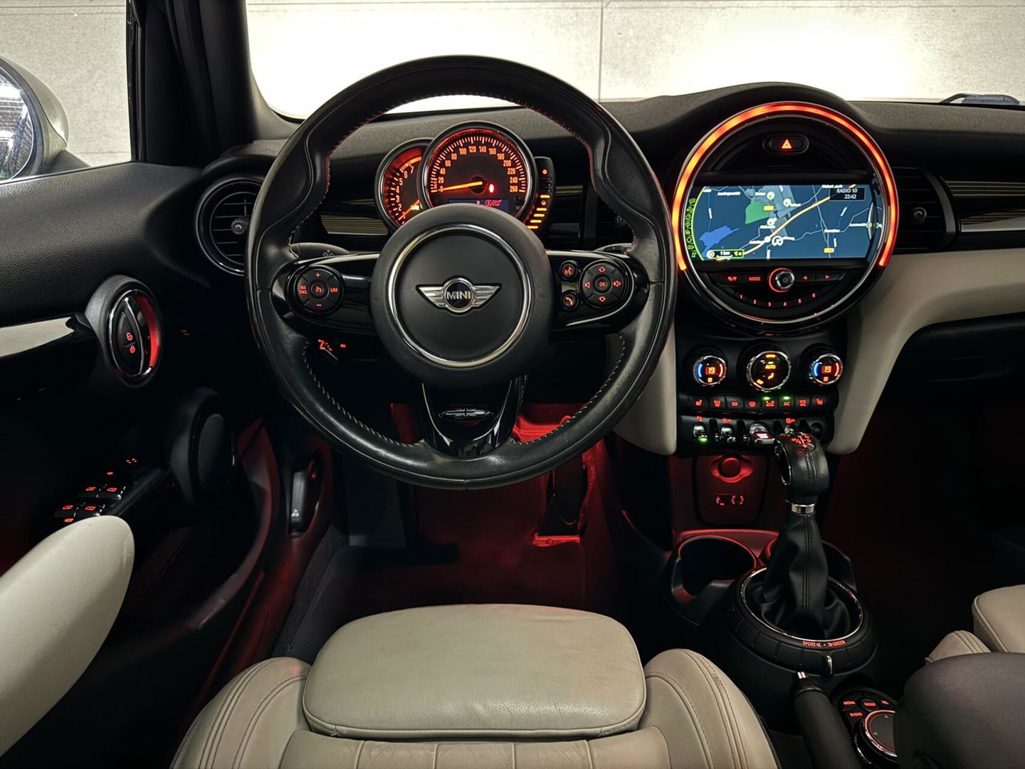 MINI Cooper Mini 1.5 Chili Pano Cruise Navi Leer Sfeer NAP