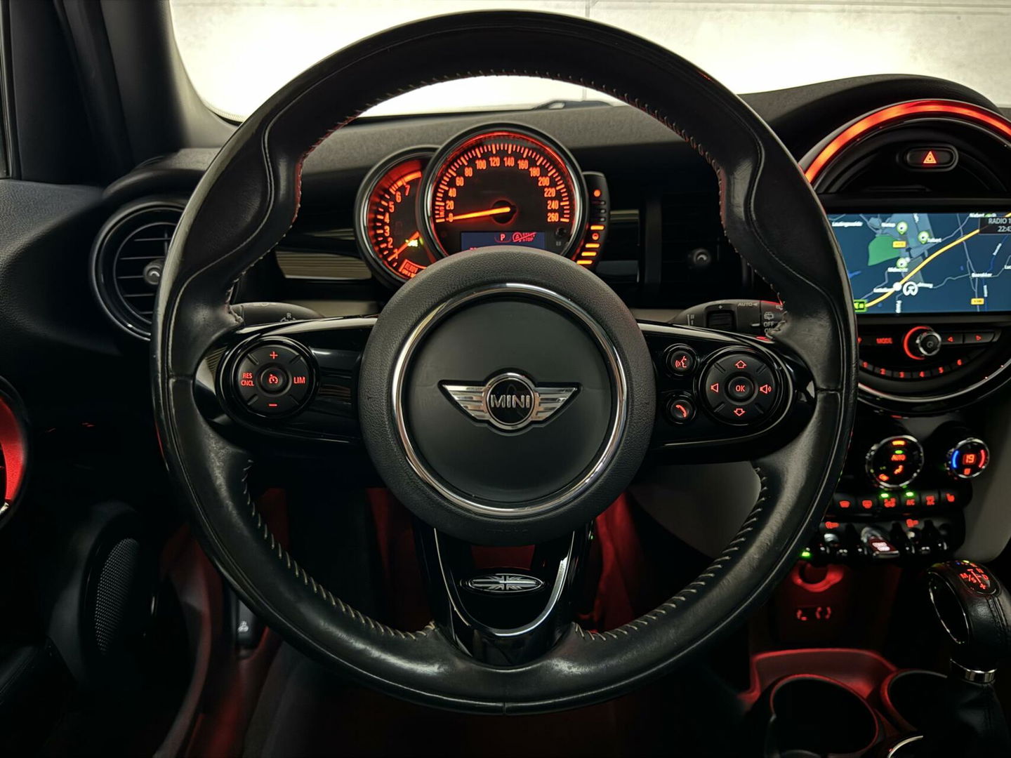MINI Cooper Mini 1.5 Chili Pano Cruise Navi Leer Sfeer NAP