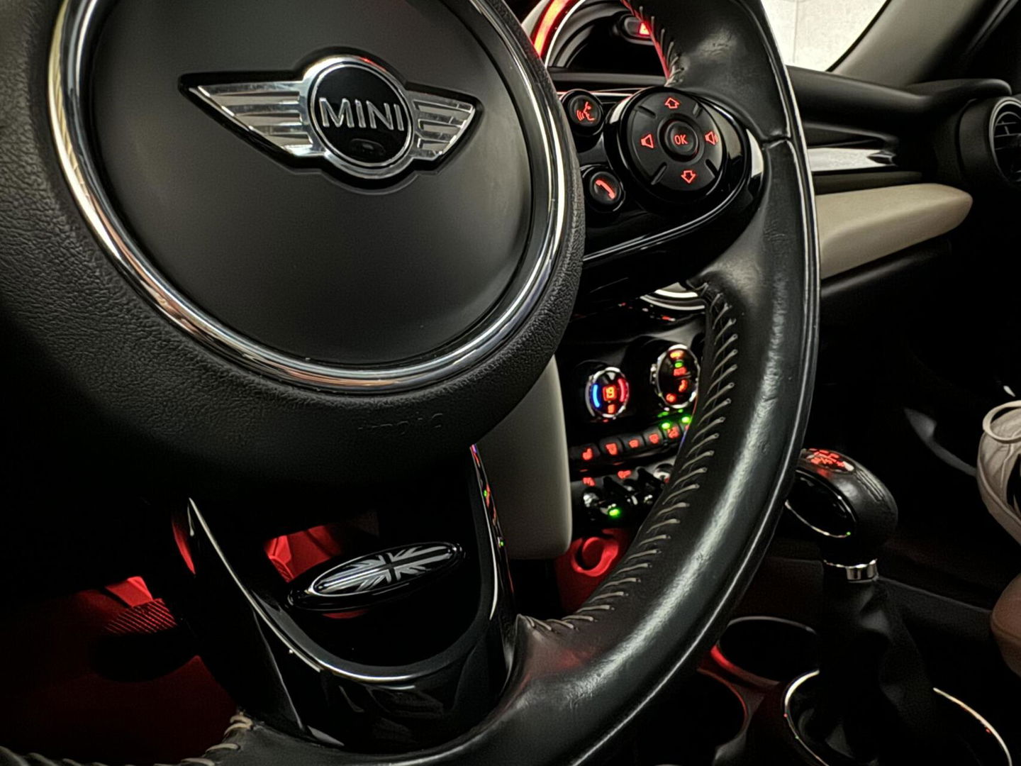 MINI Cooper Mini 1.5 Chili Pano Cruise Navi Leer Sfeer NAP