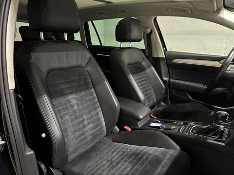 Volkswagen Passat Variant 1.4 TSI R-Line Pano Virtual CarPlay Trekh. NAP