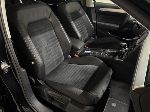 Volkswagen Passat Variant 1.4 TSI R-Line Pano Virtual CarPlay Trekh. NAP