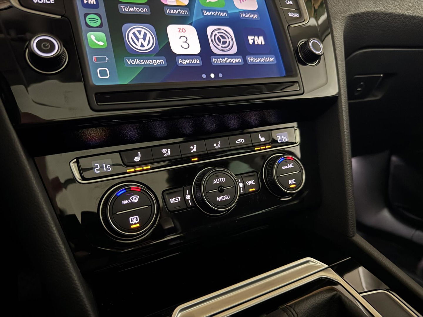 Volkswagen Passat Variant 1.4 TSI R-Line Pano Virtual CarPlay Trekh. NAP