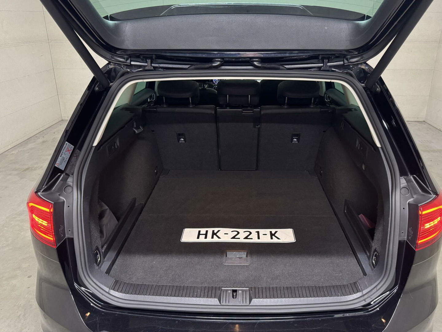Volkswagen Passat Variant 1.4 TSI R-Line Pano Virtual CarPlay Trekh. NAP