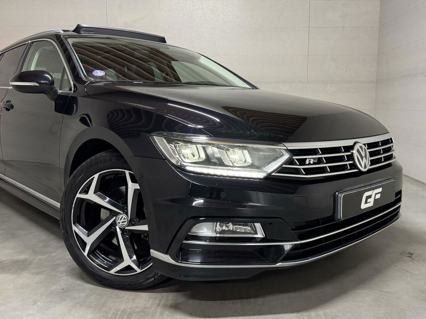 Volkswagen Passat Variant 1.4 TSI R-Line Pano Virtual CarPlay Trekh. NAP