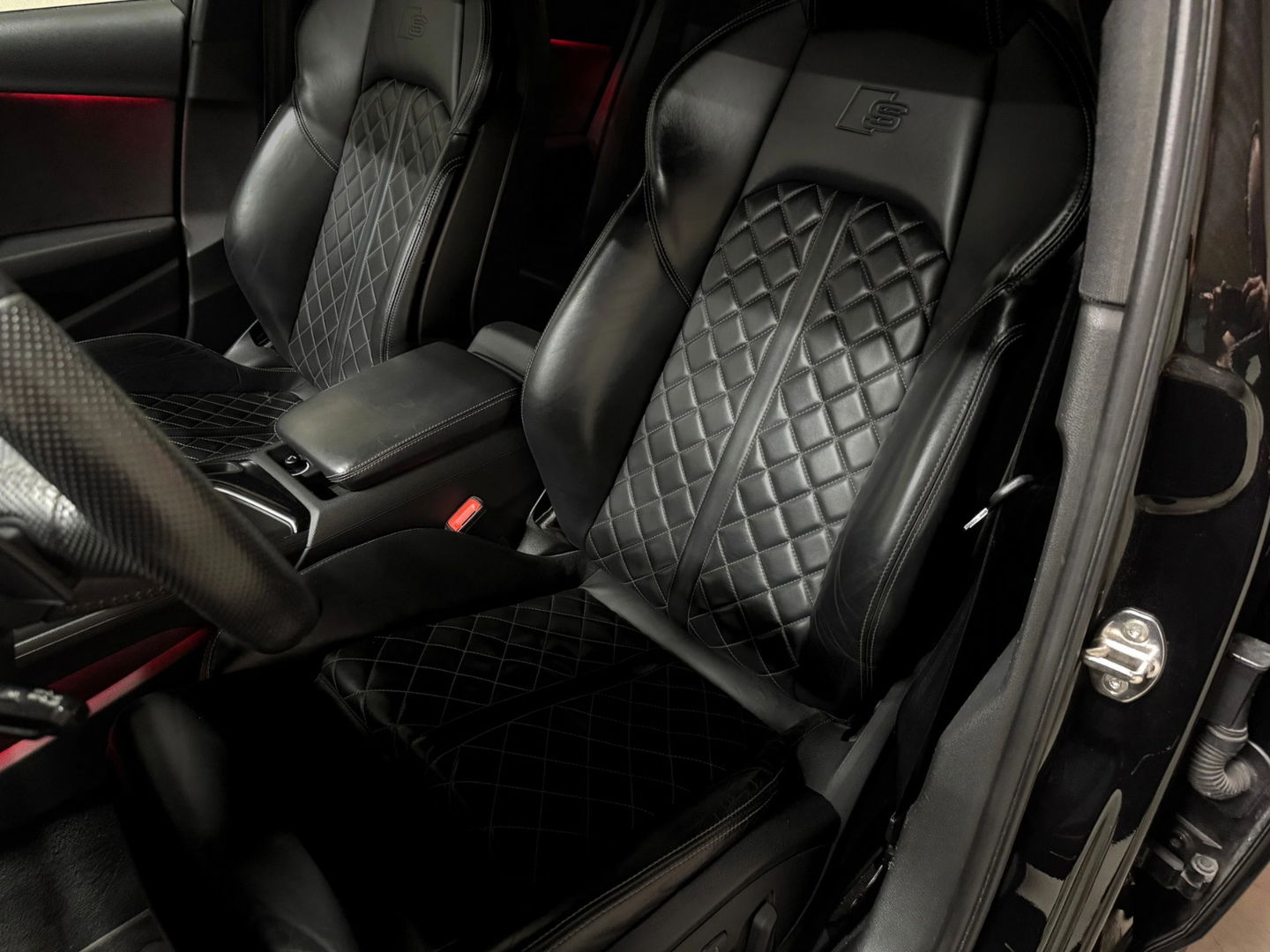 Audi A4 Avant 2.0 TDI S-Line Virtual RS-Seats Sfeer Carplay 360°