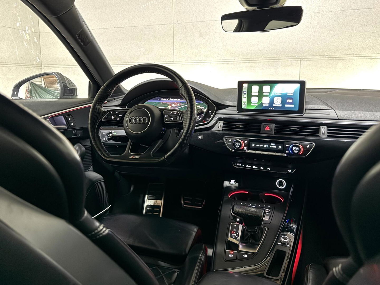 Audi A4 Avant 2.0 TDI S-Line Virtual RS-Seats Sfeer Carplay 360°