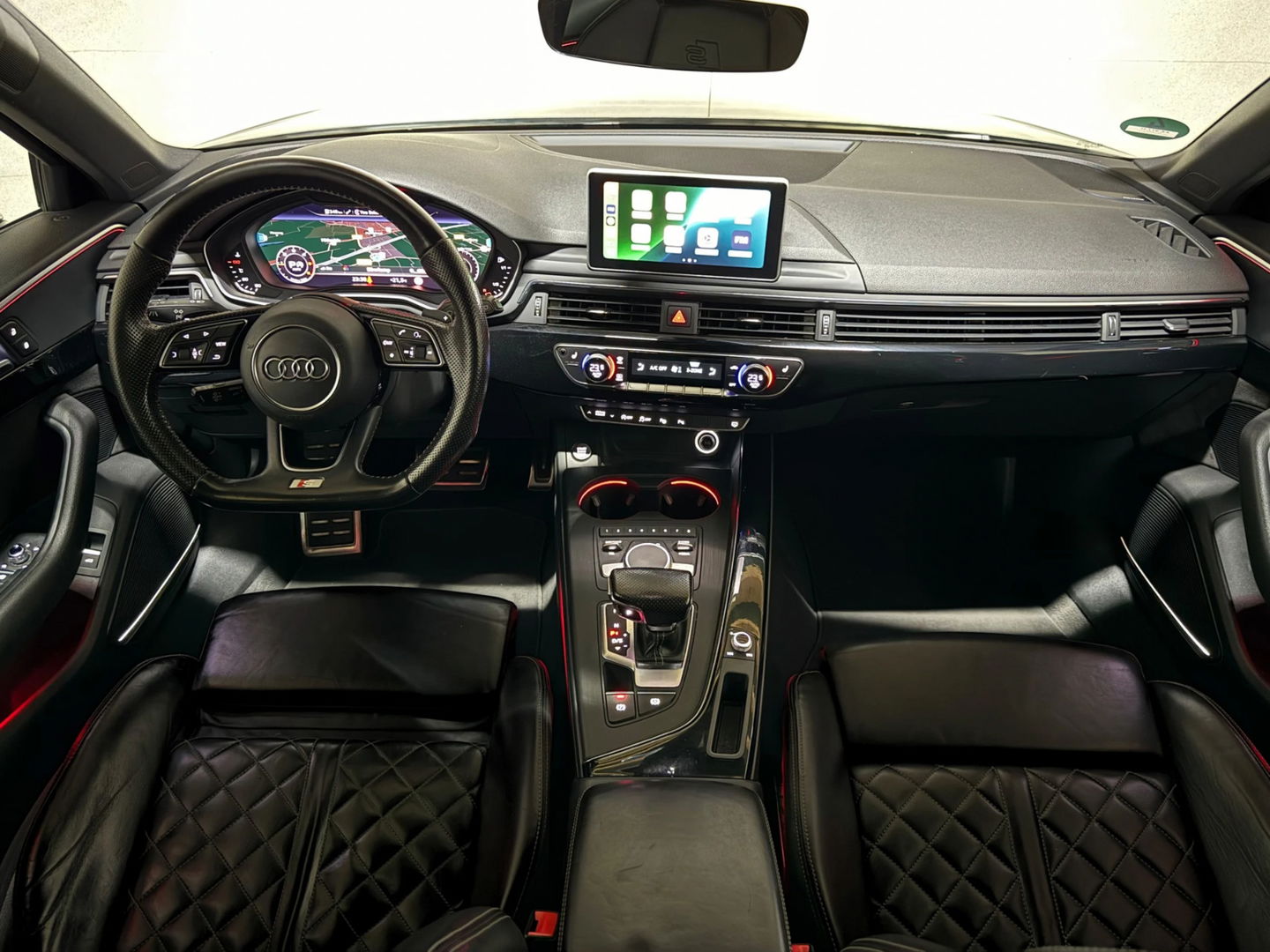 Audi A4 Avant 2.0 TDI S-Line Virtual RS-Seats Sfeer Carplay 360°