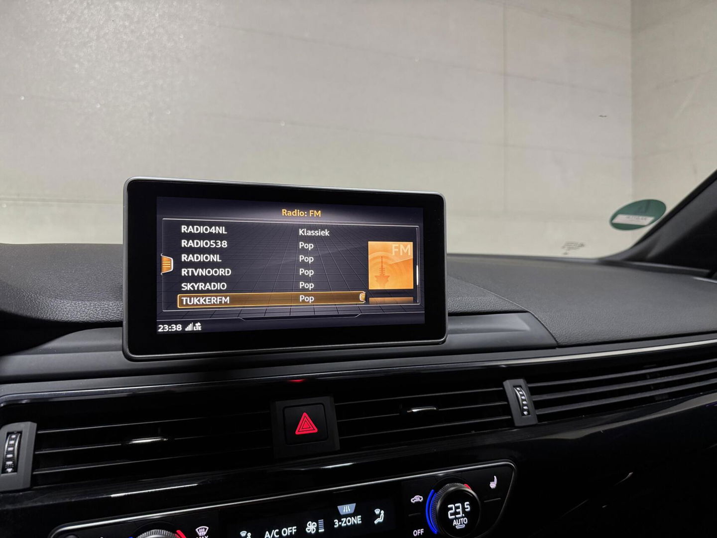 Audi A4 Avant 2.0 TDI S-Line Virtual RS-Seats Sfeer Carplay 360°