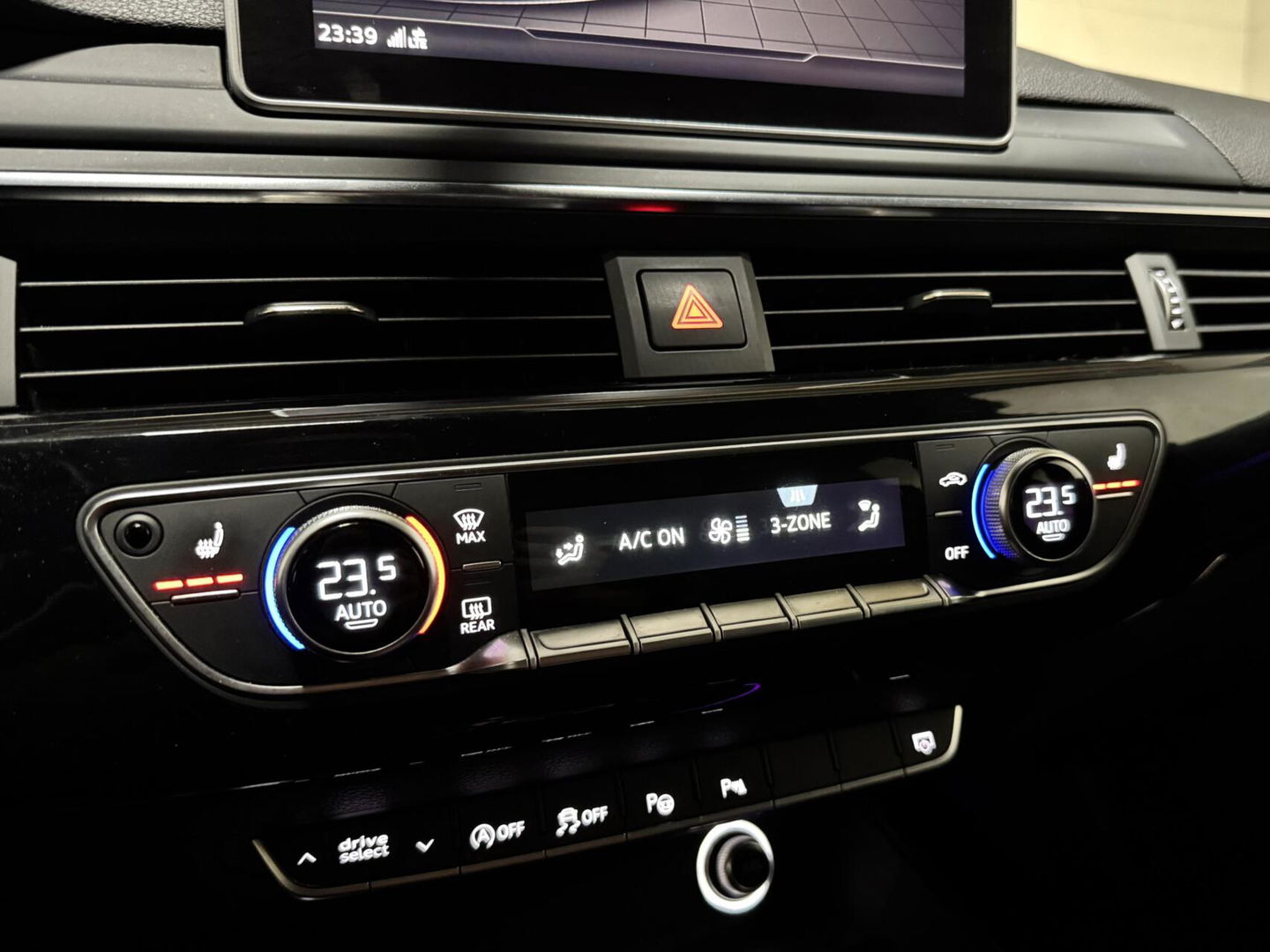 Audi A4 Avant 2.0 TDI S-Line Virtual RS-Seats Sfeer Carplay 360°