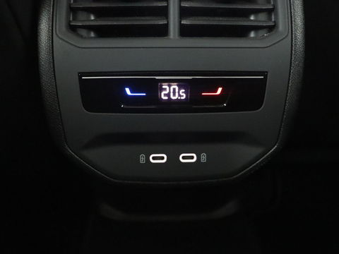 CUPRA Leon 1.4 TSI eHybrid PHEV | Panoramadak | Stoel & stuurverwarming | Carplay | Navigatie | Parkeerhulp | Sportstoelen | Digital Cockpit | Half leder | Plug In