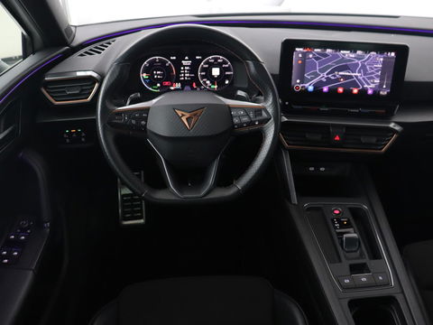 CUPRA Leon 1.4 TSI eHybrid PHEV | Panoramadak | Stoel & stuurverwarming | Carplay | Navigatie | Parkeerhulp | Sportstoelen | Digital Cockpit | Half leder | Plug In