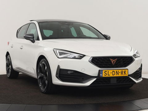 CUPRA Leon 1.4 TSI eHybrid PHEV | Panoramadak | Stoel & stuurverwarming | Carplay | Navigatie | Parkeerhulp | Sportstoelen | Digital Cockpit | Half leder | Plug In