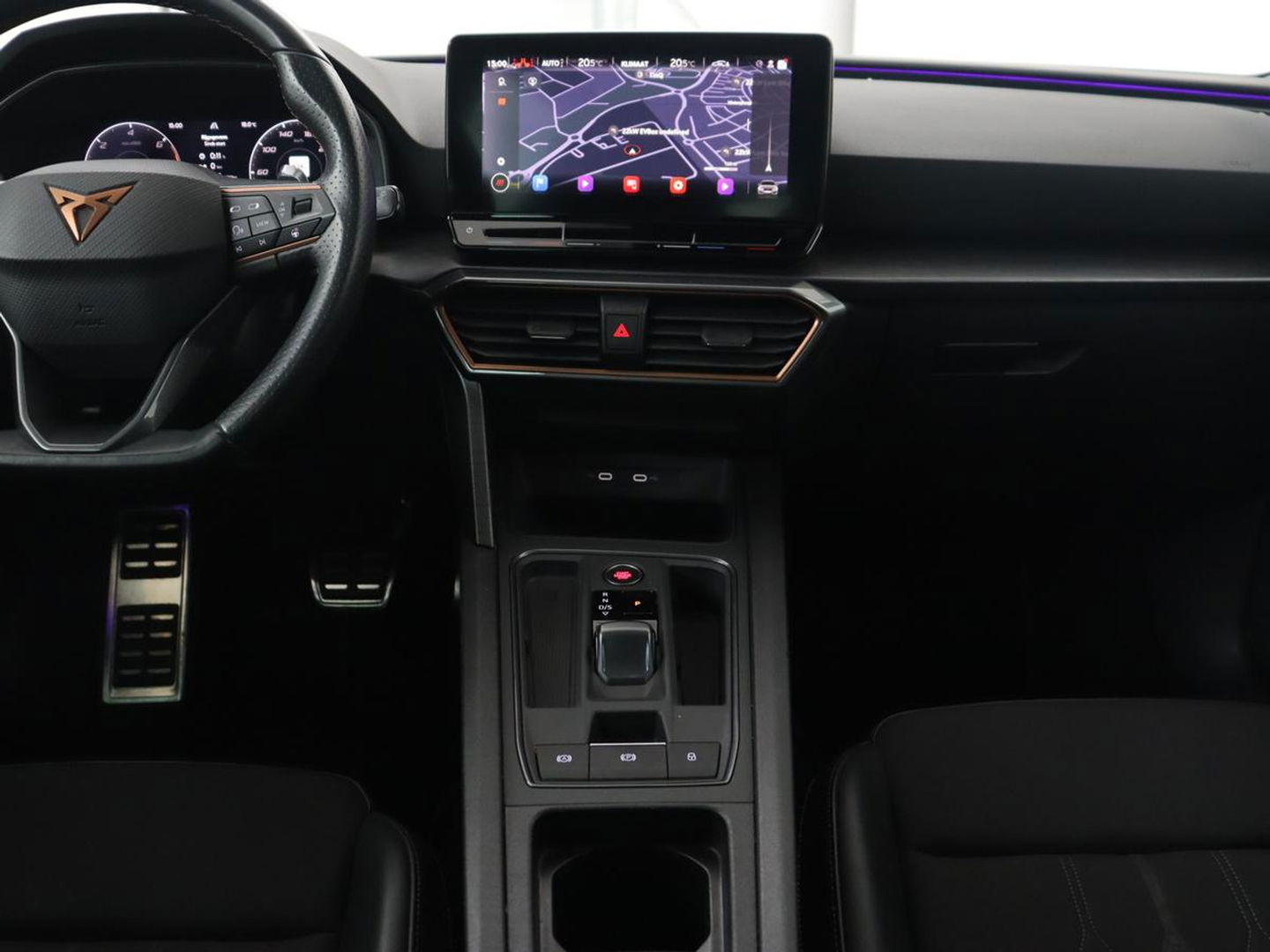 CUPRA Leon 1.4 TSI eHybrid PHEV | Panoramadak | Stoel & stuurverwarming | Carplay | Navigatie | Parkeerhulp | Sportstoelen | Digital Cockpit | Half leder | Plug In