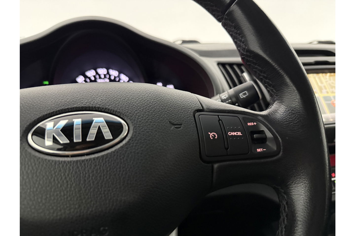 Kia Sportage 1.6 GDI Plus Pack | Camera | LED | Cruise | Clima | Navigatie | PDC | 17''LMV
