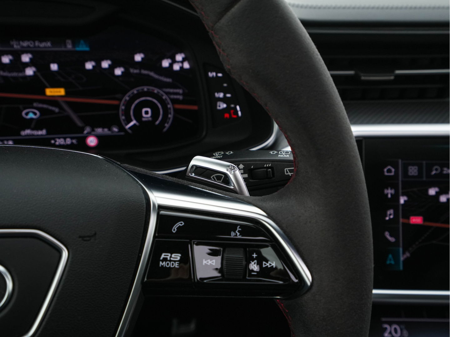 Audi RS6 Avant TFSI Quattro ! FULL-OPTIONS ! (INCL-BTW) Aut. *CERAMIC-BREAKS | VALCONA-LUXURY-LEATHER | HEAD-UP | LASER-LIGHT | BANG&OLUFSEN-ADVANCED | SOFT-CLOSE | ADAPTIVE-CRUISE | BLINDSPOT | TOP-VIEW | MEMORY-PACK | DAB+ | ...