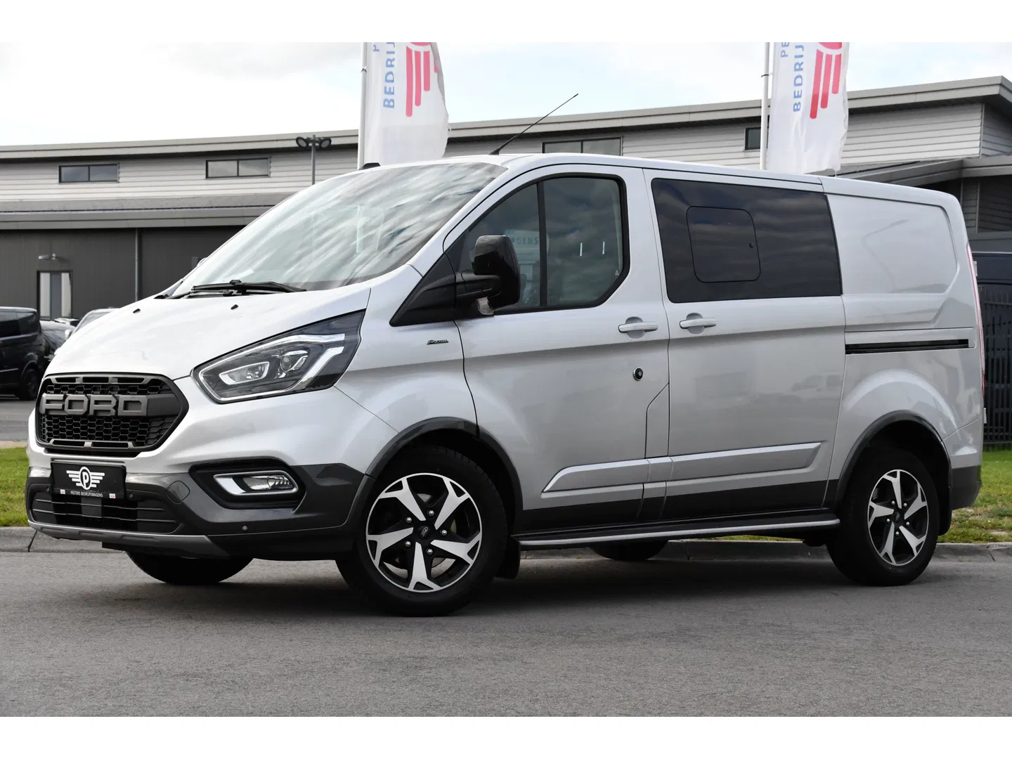 Ford Transit Custom 2.0 TDCI L1H1 Active DC Full Options! Adaptieve Cruise, Camera, Xenon, Carplay, Leder, Automaat, 170pk, Multimedia, Uniek!